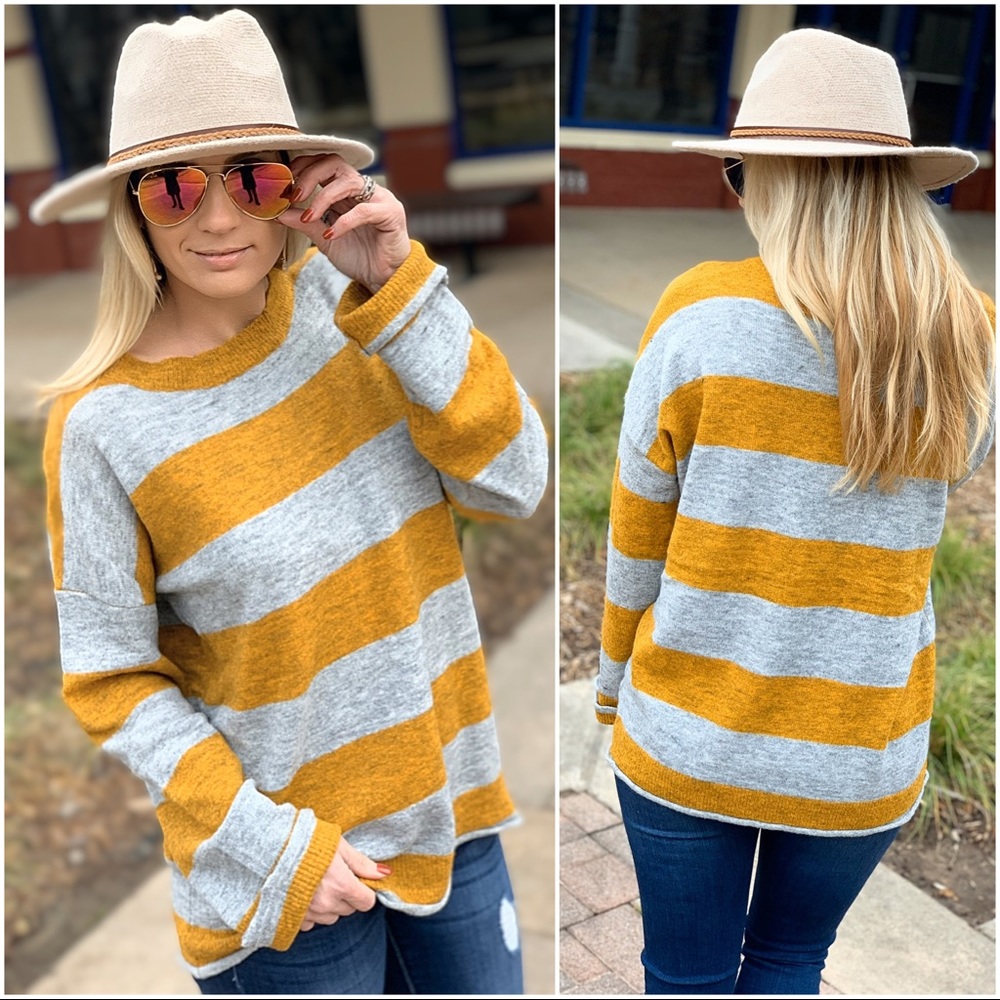 ✨LAST 1✨Mustard and gray striped sweater - Picture 4 of 4